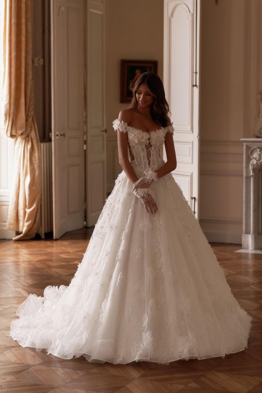 robe de mariée princesse dentelle 3D à Marseille